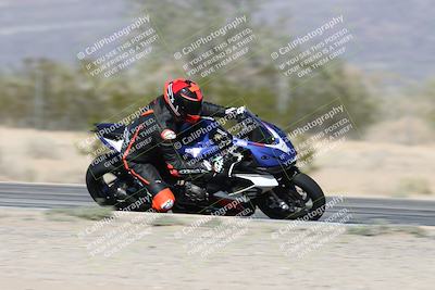 media/Dec-01-2025-Moto Forza (Mon) [[2daa91e15f]]/2-Intermediate Group/Session 3 (Turn 7 Inside Pans)/